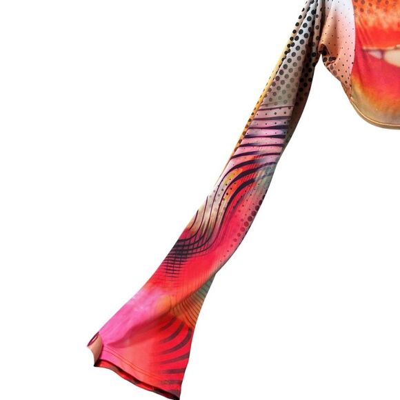 Dolls Kill Jaded London Y2K Lips Print Backless Long Sleeve Top Size 2 - Picture 6 of 13